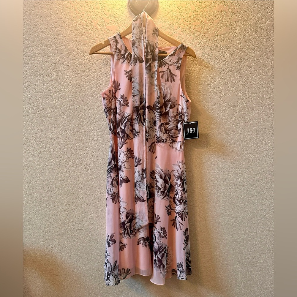 Stunning Floral Midi dress